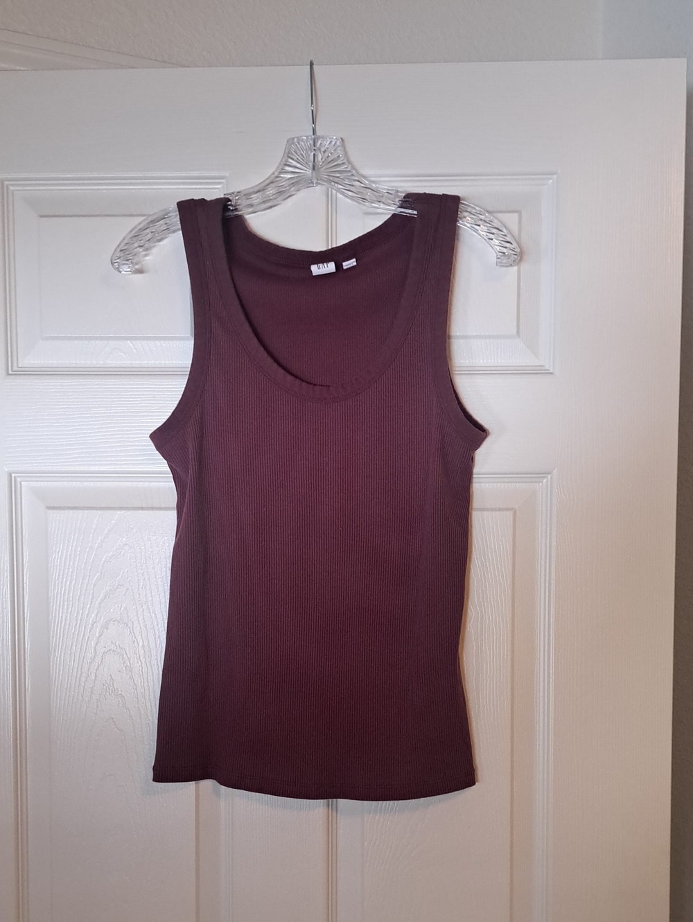 GAP Ribbed Tank Top - Plum
